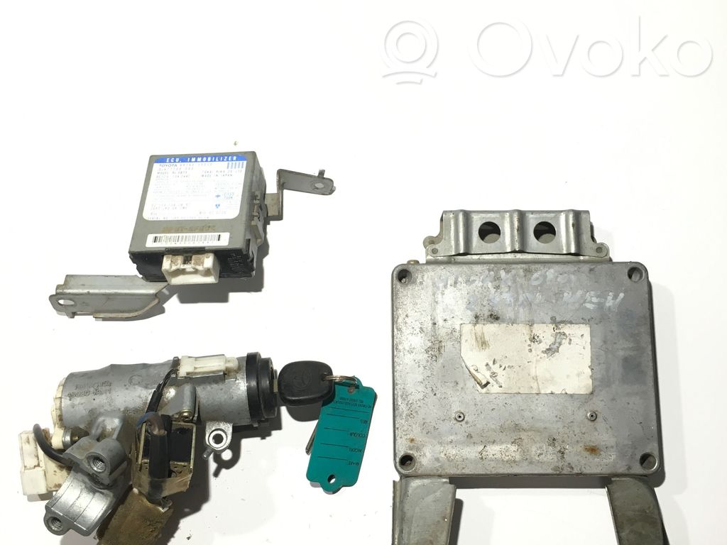 Toyota Hilux (N140, N150, N160, N170) Engine ECU kit and lock set 
