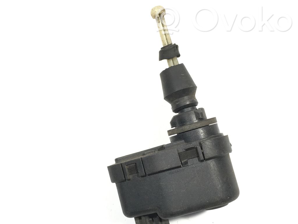 Opel Frontera A Headlight level adjustment motor 