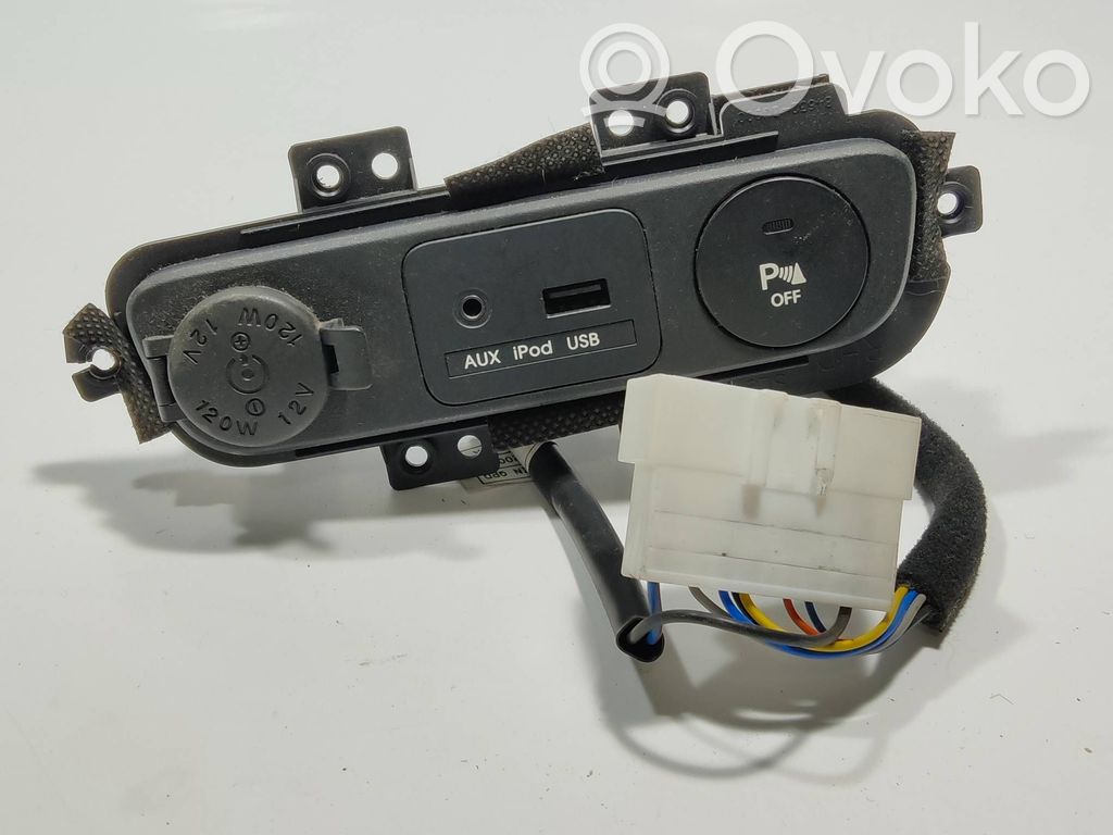 KIA Sportage 12 V Socket (front) 