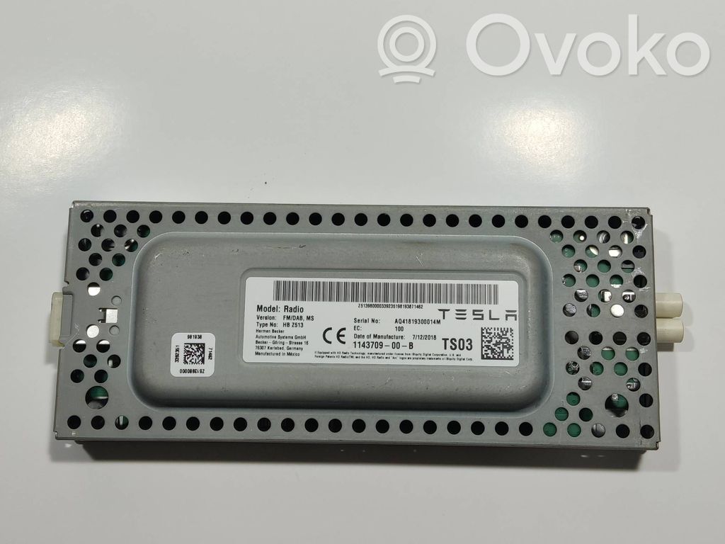 Tesla Model S Autres dispositifs 
