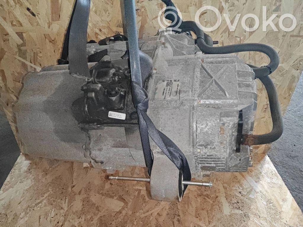 Silnik elektryczny samochodu   103700000F,T18G1406010,103700000F
