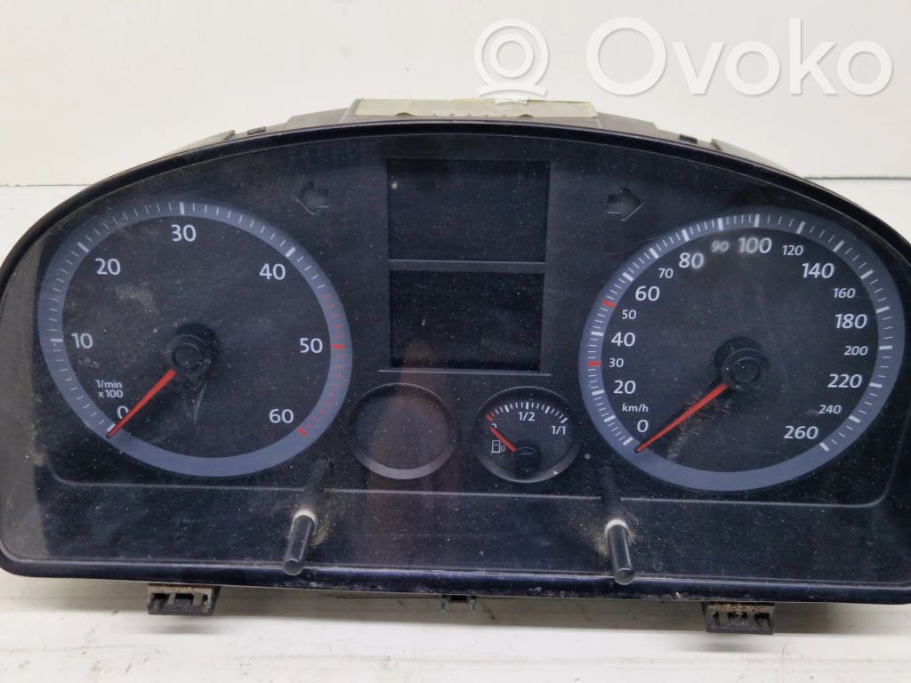 Volkswagen Caddy Speedometer (instrument cluster) 