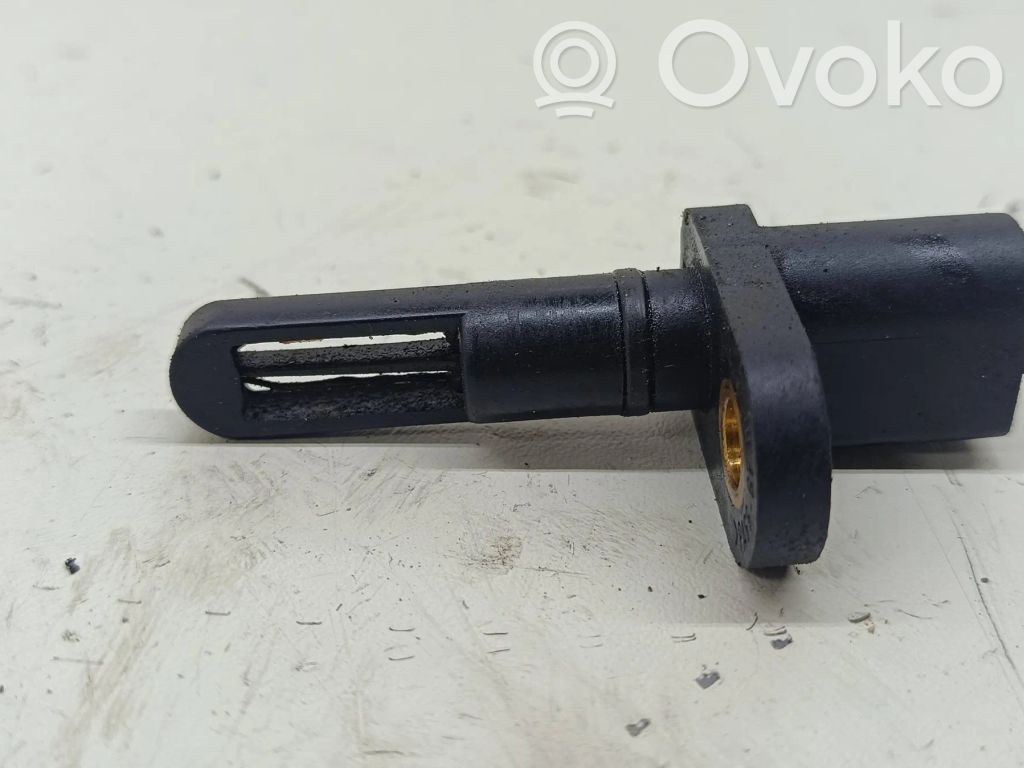 Volkswagen PASSAT B5 Czujnik temperatury powietrza dolotowego 