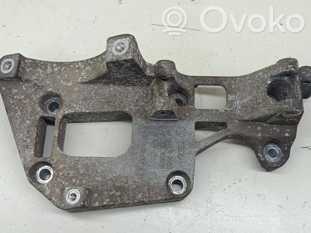 Audi A3 S3 8P Generator/alternator bracket 