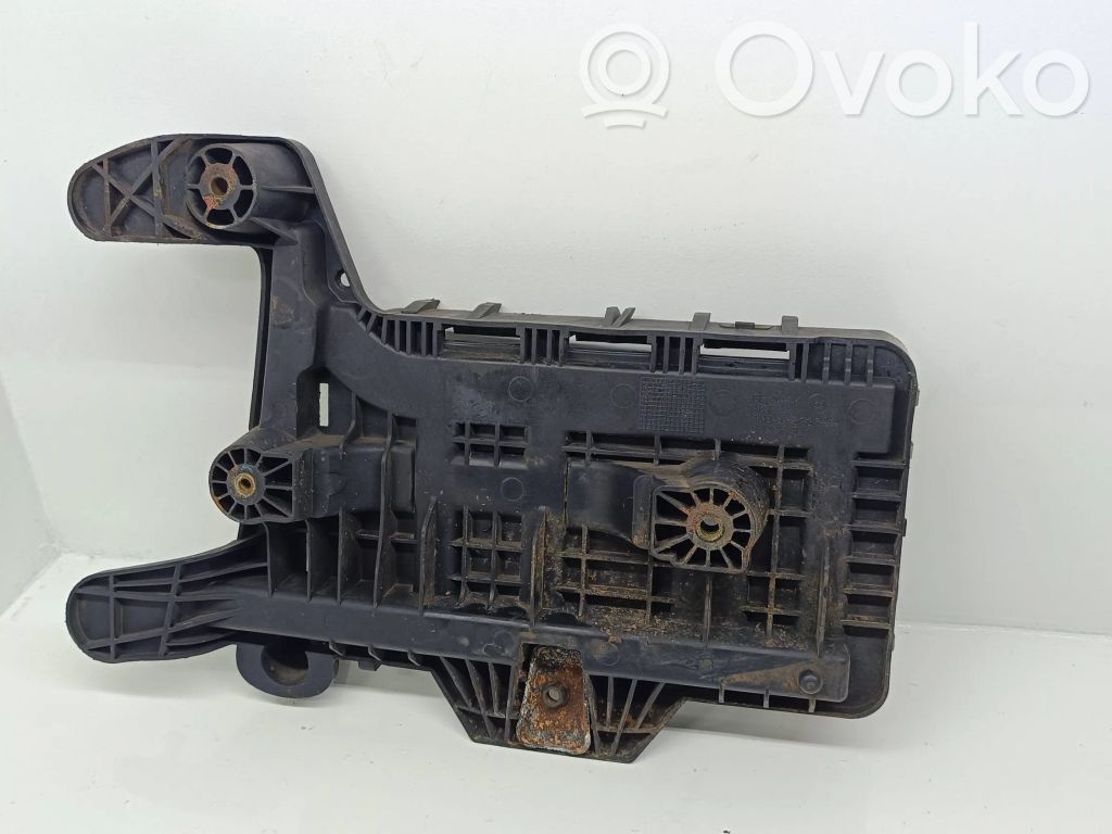 Volkswagen Caddy Akun alusta 