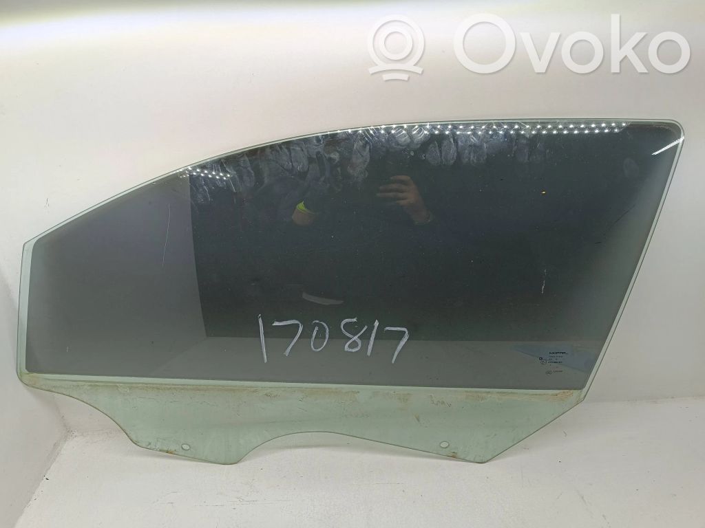 Dodge Caliber Front door window glass four-door 