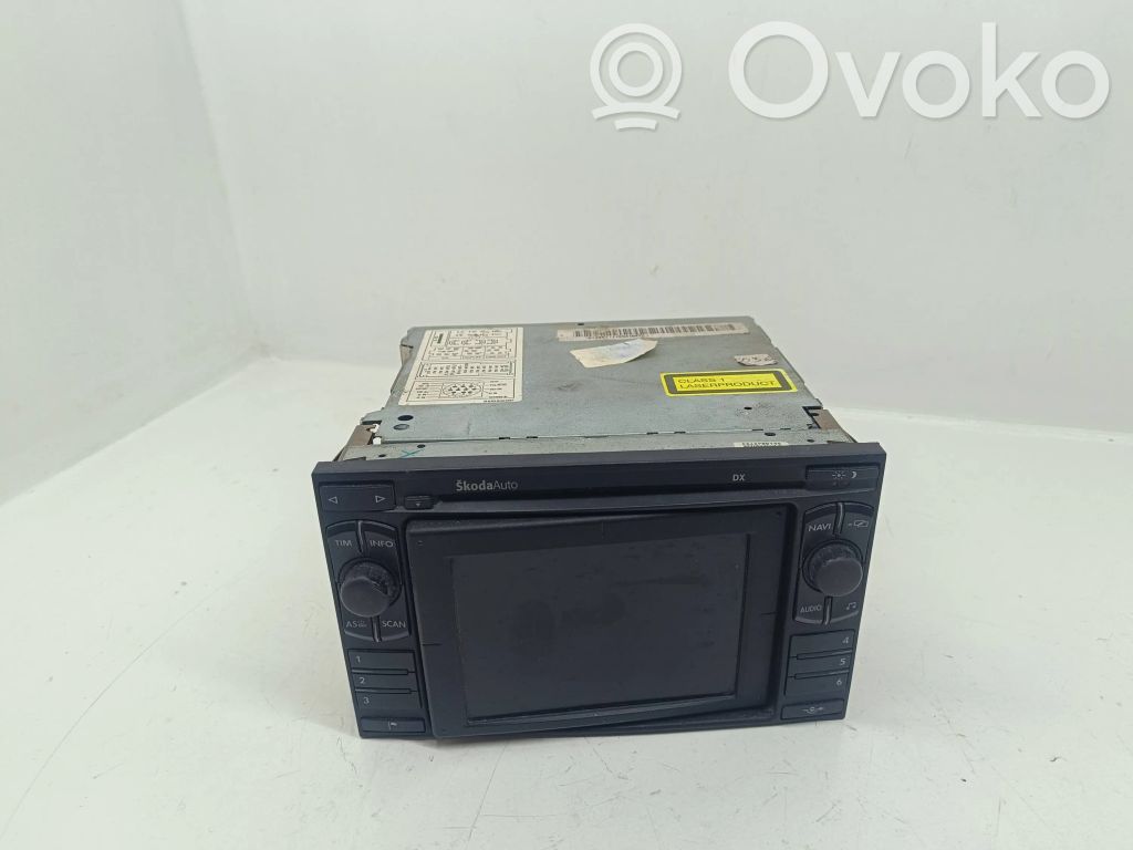 Skoda Superb B5 (3U) Panel / Radioodtwarzacz CD/DVD/GPS 