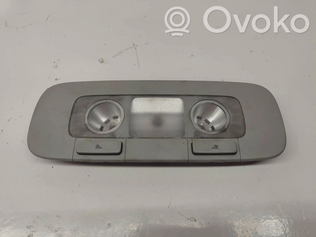 Volkswagen Golf V Rear seat light 
