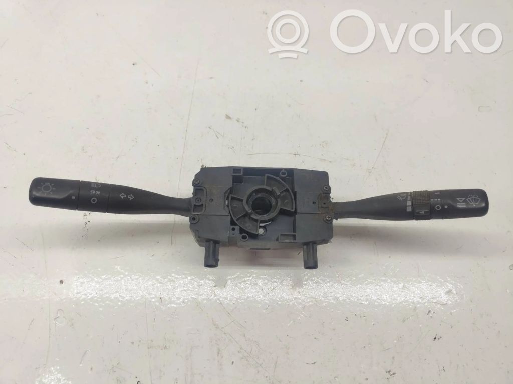 Land Rover Discovery Wiper turn signal indicator stalk/switch 