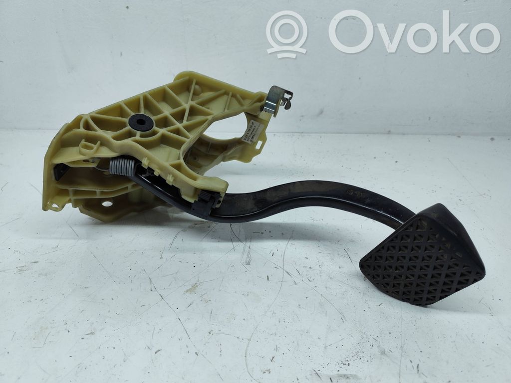 Brake pedal   6759944,12078010