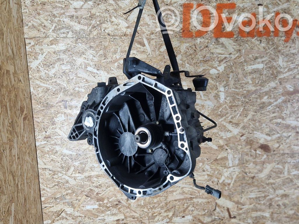 Manualna 5-biegowa skrzynia biegów   2880040192,MWH,DDD,P04668909AE,TCG261200156