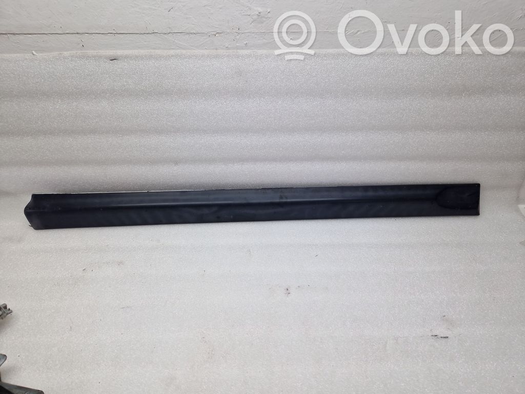 Opel Zafira A Rivestimento della portiera anteriore (modanatura) 