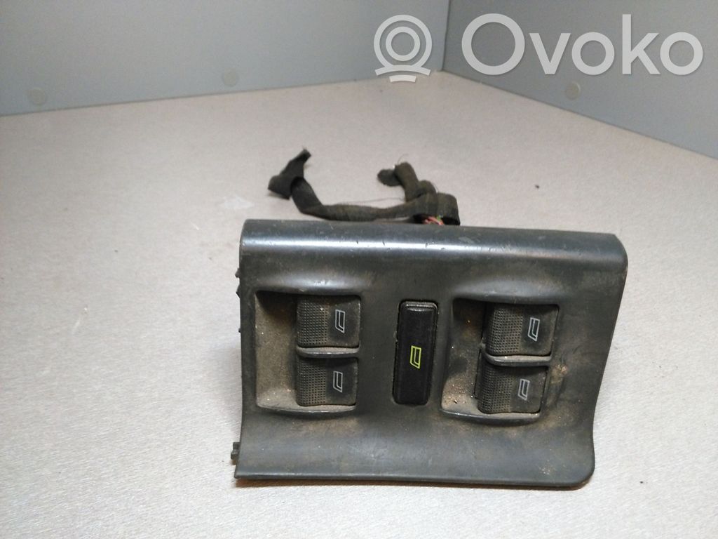 Audi A6 S6 C4 4A Electric window control switch 