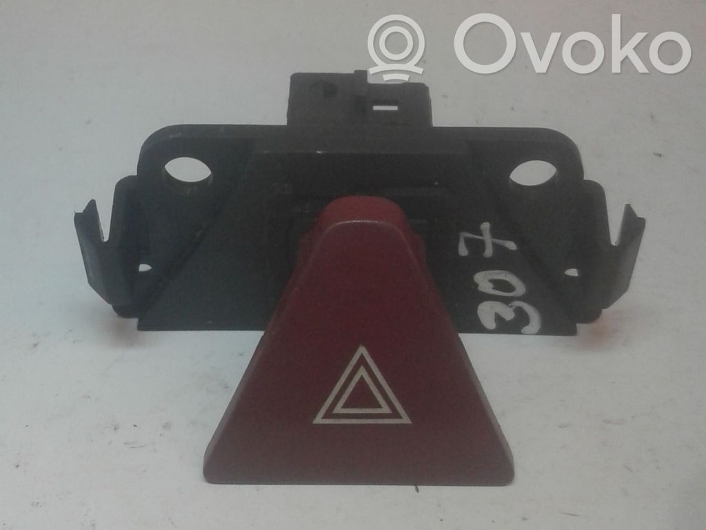 Peugeot 307 Hazard light switch 