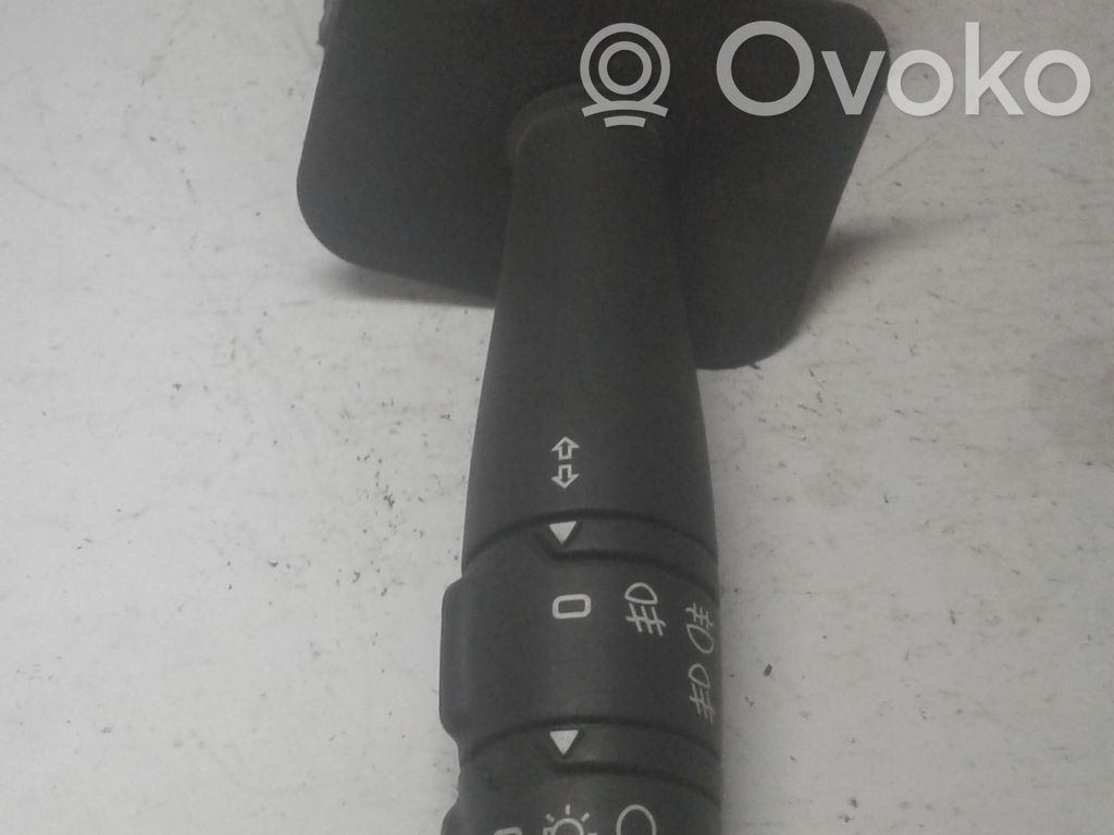 Renault Clio II Indicator stalk 