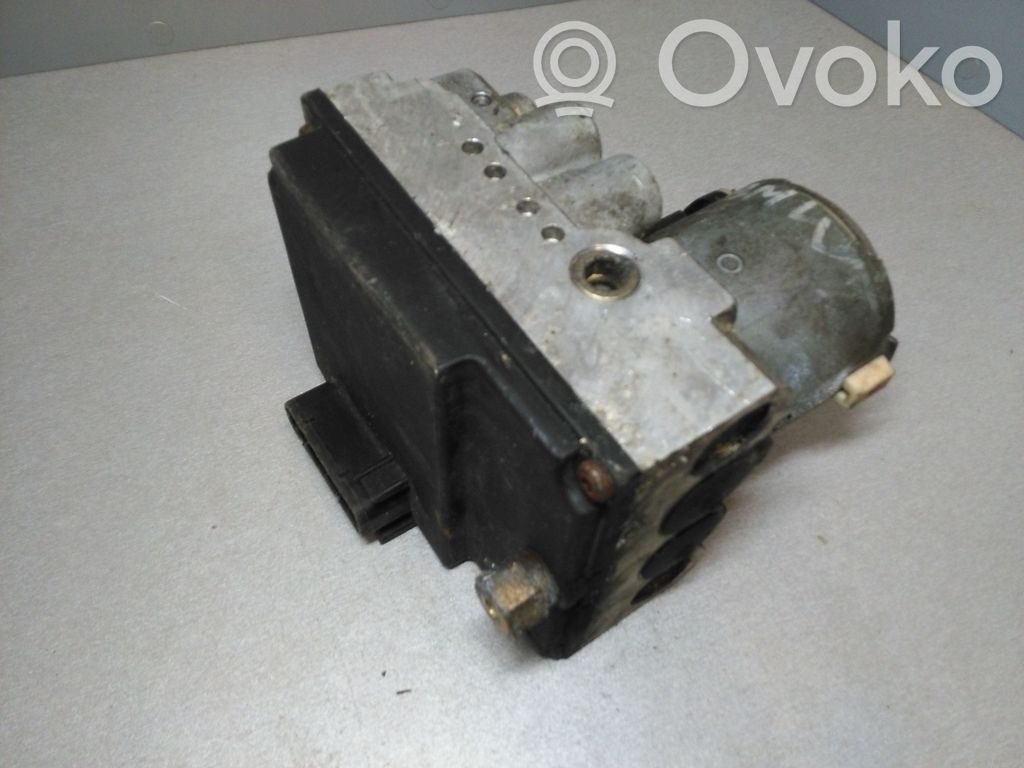 BMW 5 E39 ABS Blokas 