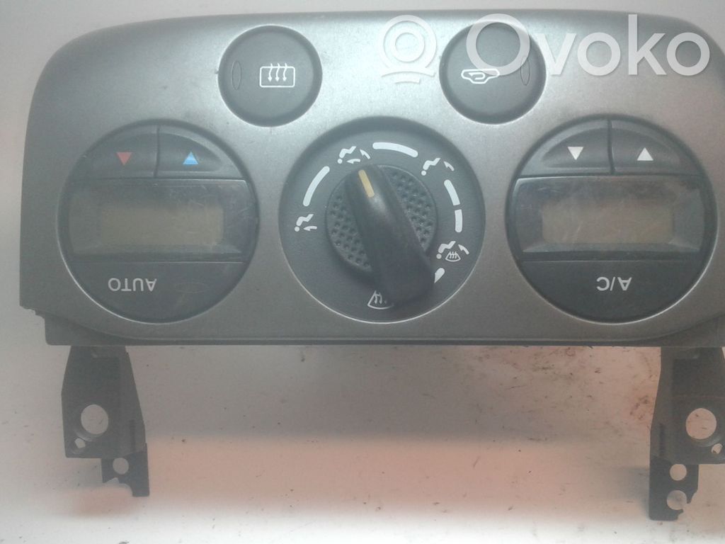 Nissan Primera Climate control unit 