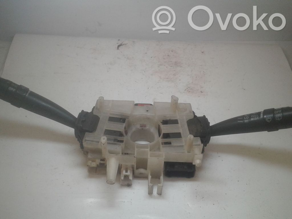 Subaru Legacy Commodo, commande essuie-glace/phare 