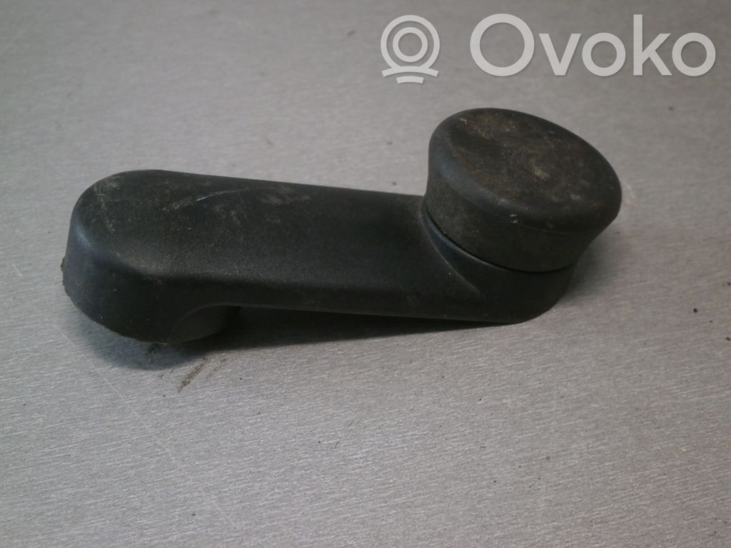 Opel Vectra C Moldura del elevalunas de la puerta trasera 