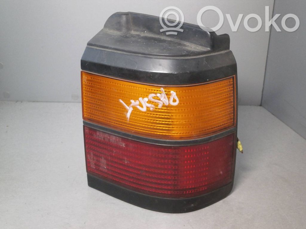 Volkswagen PASSAT B3 Lampa tylna 
