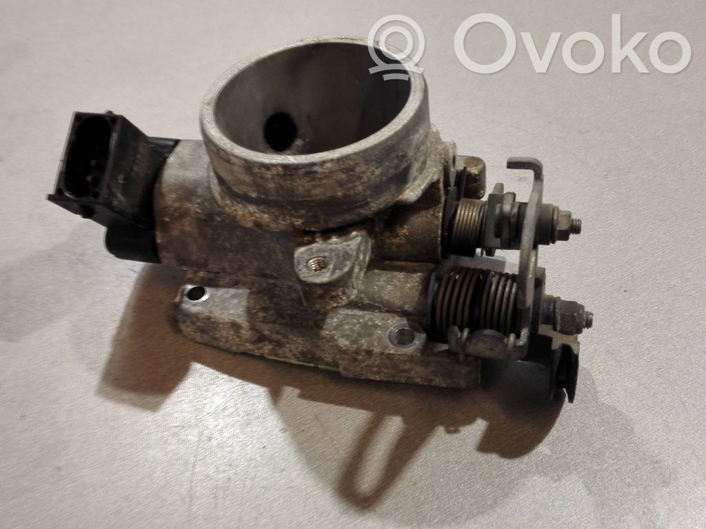 Ford Mondeo MK II Droselinė sklendė 