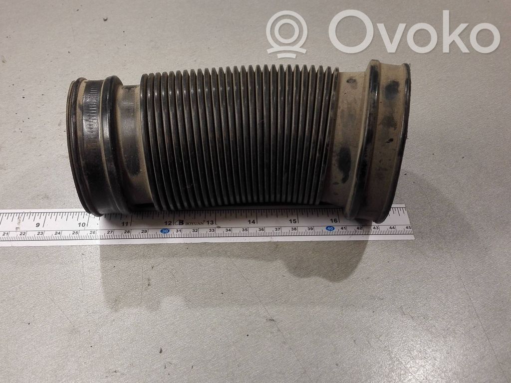Audi A6 S6 C5 4B Rura / Wąż dolotowy powietrza 