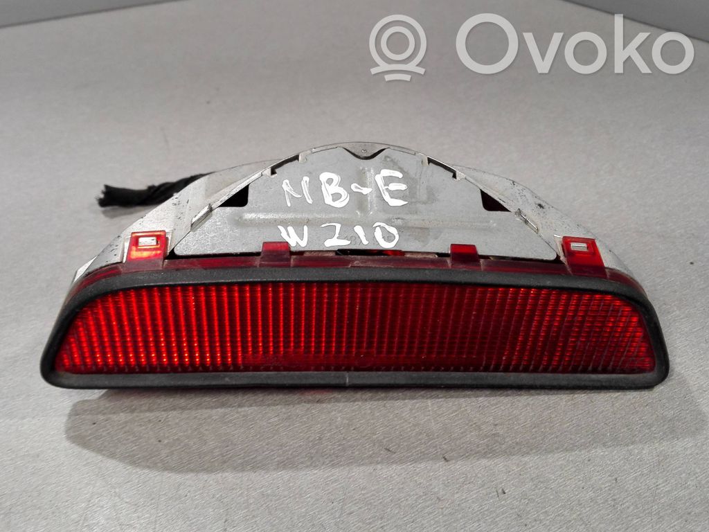 Mercedes-Benz E W210 Third/center stoplight 