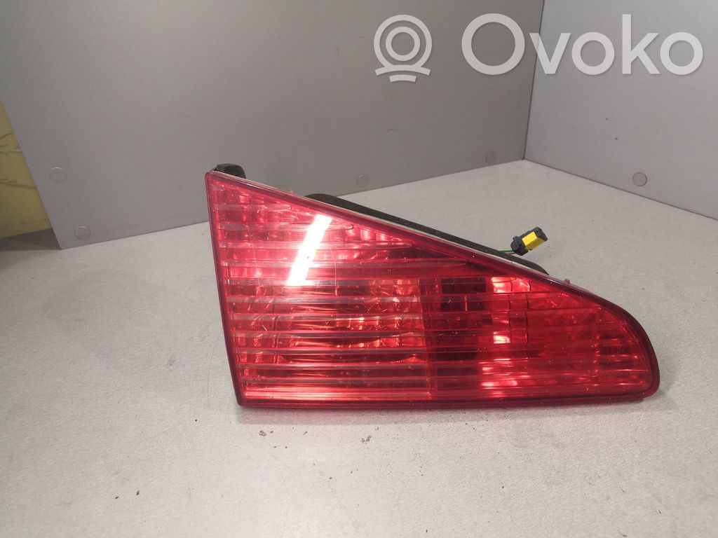 Peugeot 607 Takaluukun takavalot 