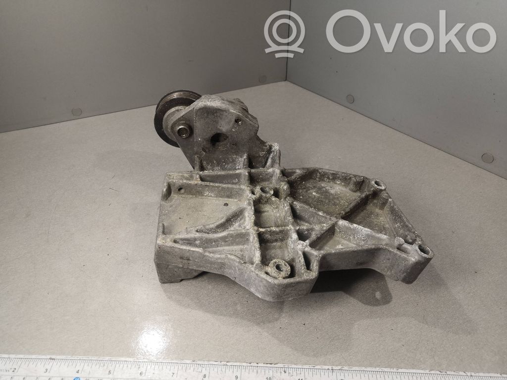 Audi A6 S6 C5 4B Engine mounting bracket 