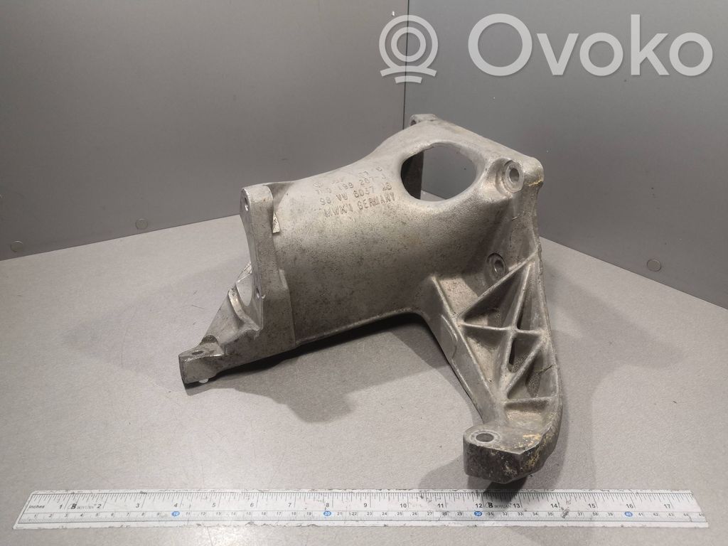 Engine mounting bracket   7M0199207B,98VW6037AB