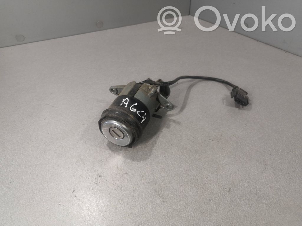 Audi A6 S6 C4 4A Tailgate exterior lock 
