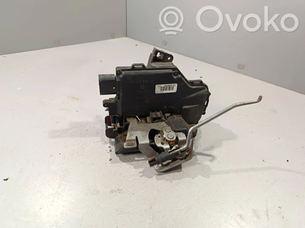 Audi A4 S4 B6 8E 8H Zamek drzwi tylnych 
