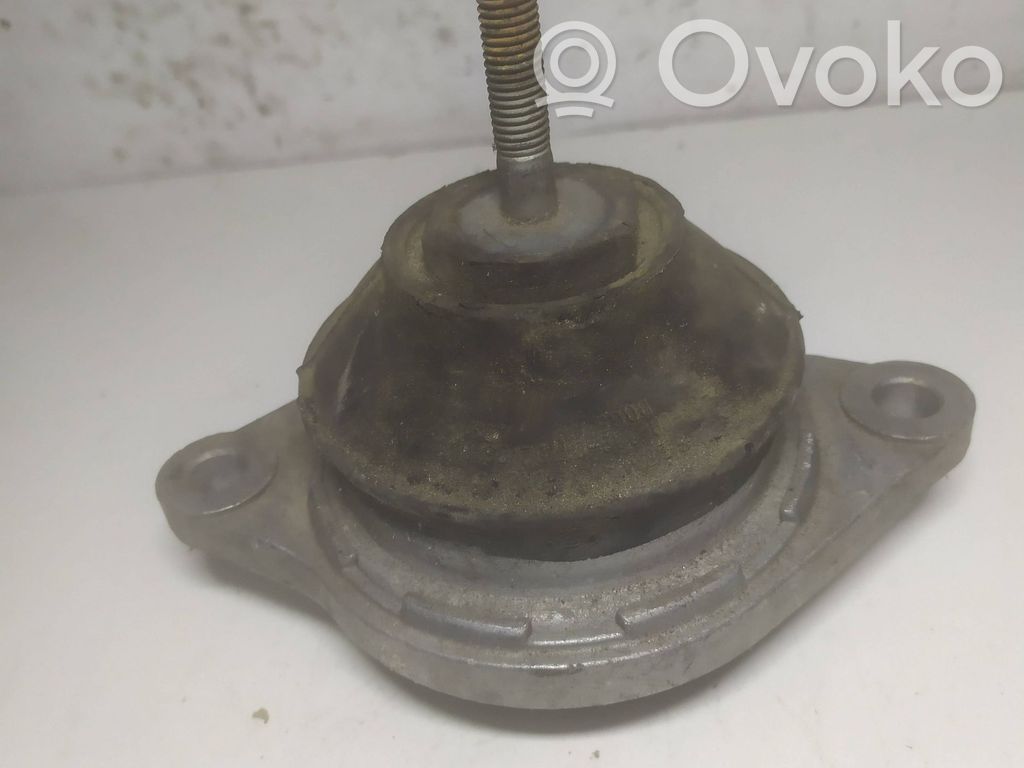 Audi A6 S6 C4 4A Engine mount bracket 