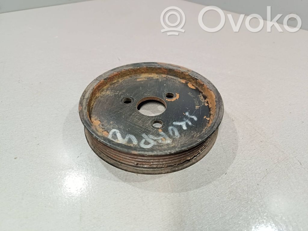 Ford Scorpio Ohjaustehostimen pumpun hihnapyörä 