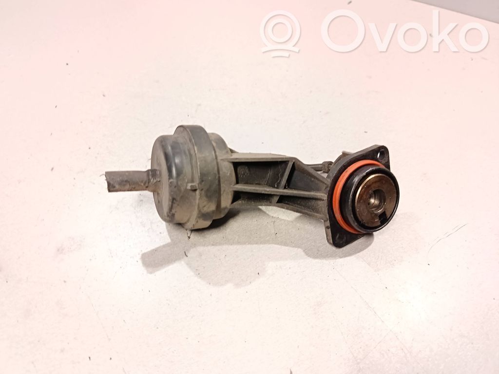 Audi A6 S6 C5 4B Válvula de vacío (Usadas) 