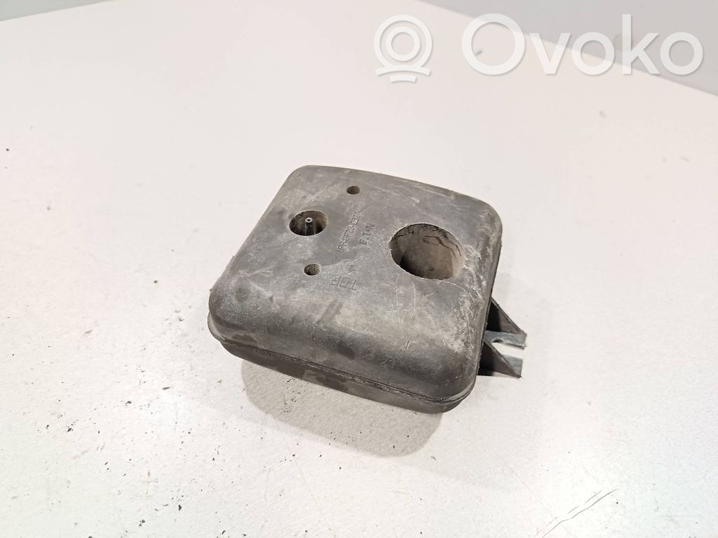 Opel Omega B2 Tyhjiösäiliö 