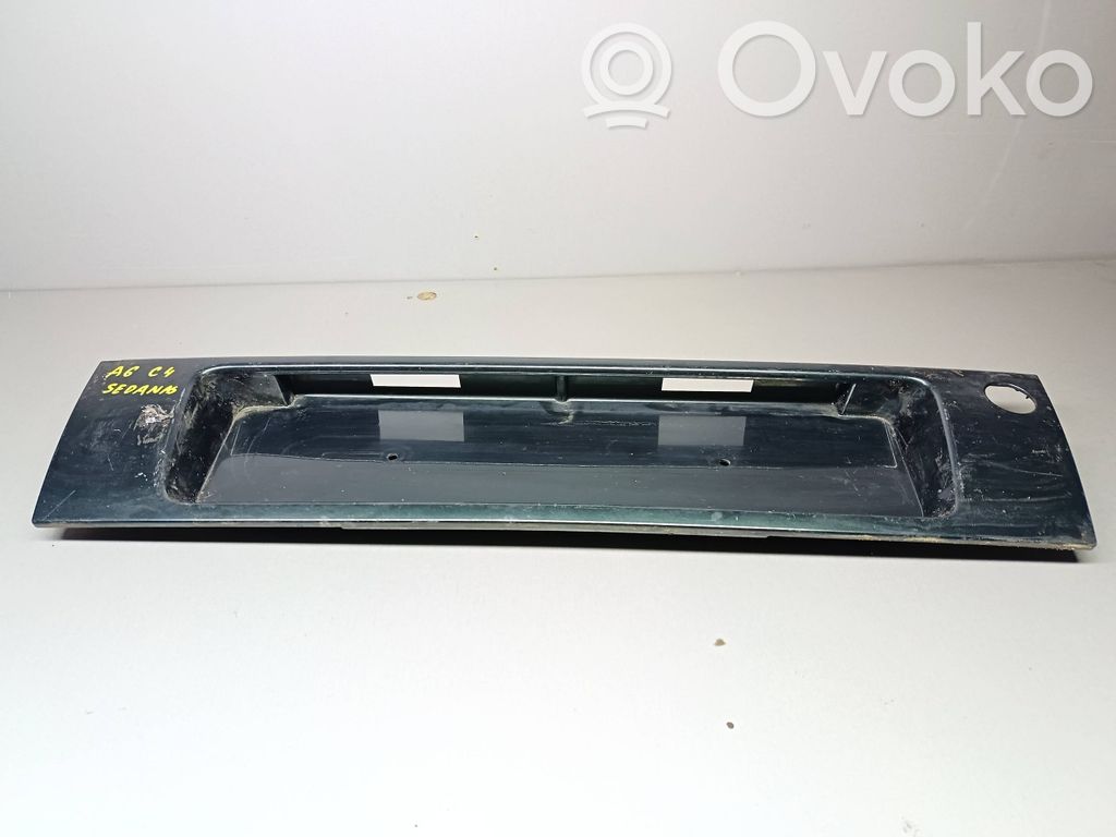 Audi A6 S6 C4 4A Garniture de hayon 