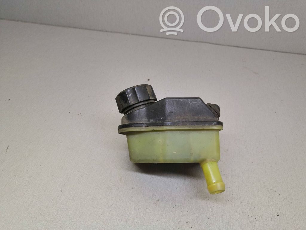 Volvo S40 Power steering fluid tank/reservoir 