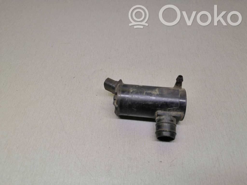 Windscreen/windshield washer pump   8603101970
