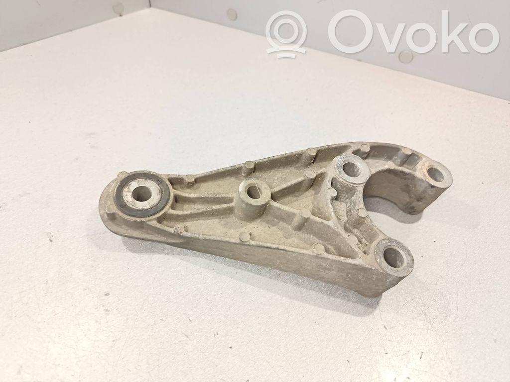 Fiat Stilo Engine mounting bracket 