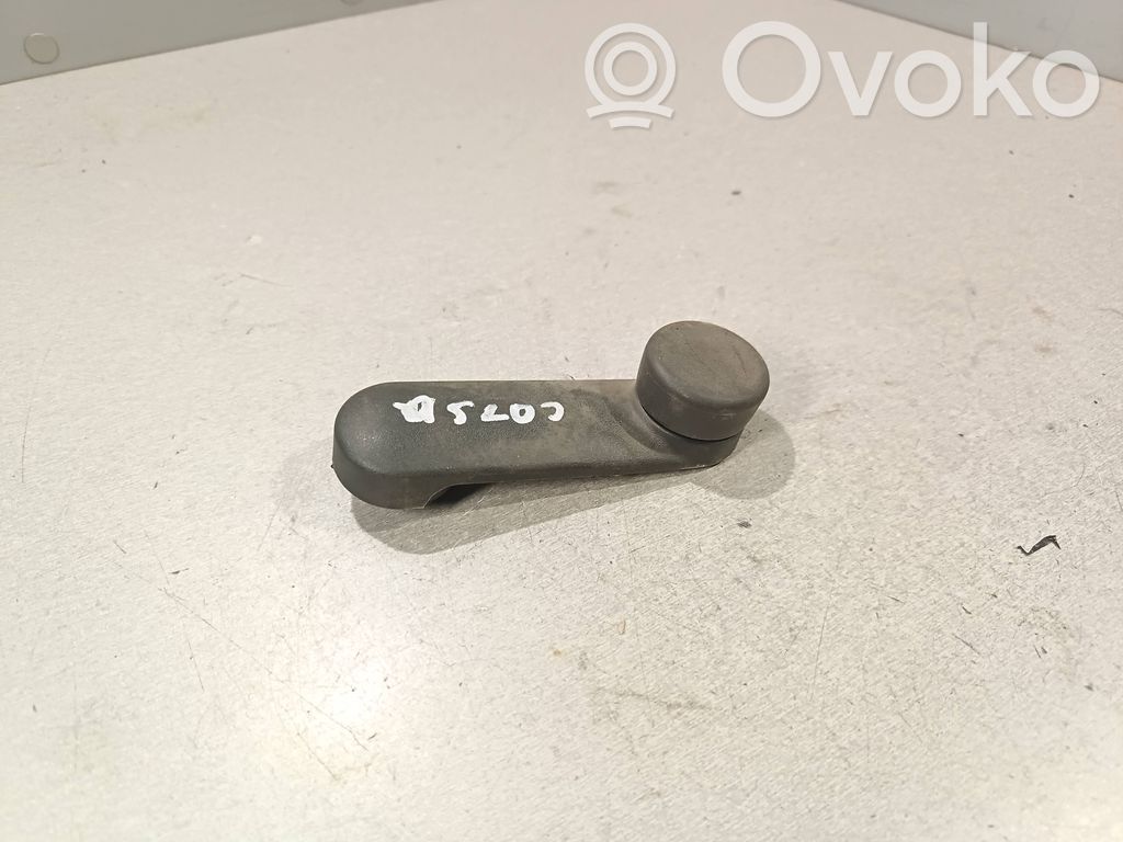 Opel Corsa C Loga atvēršanas rokturis 