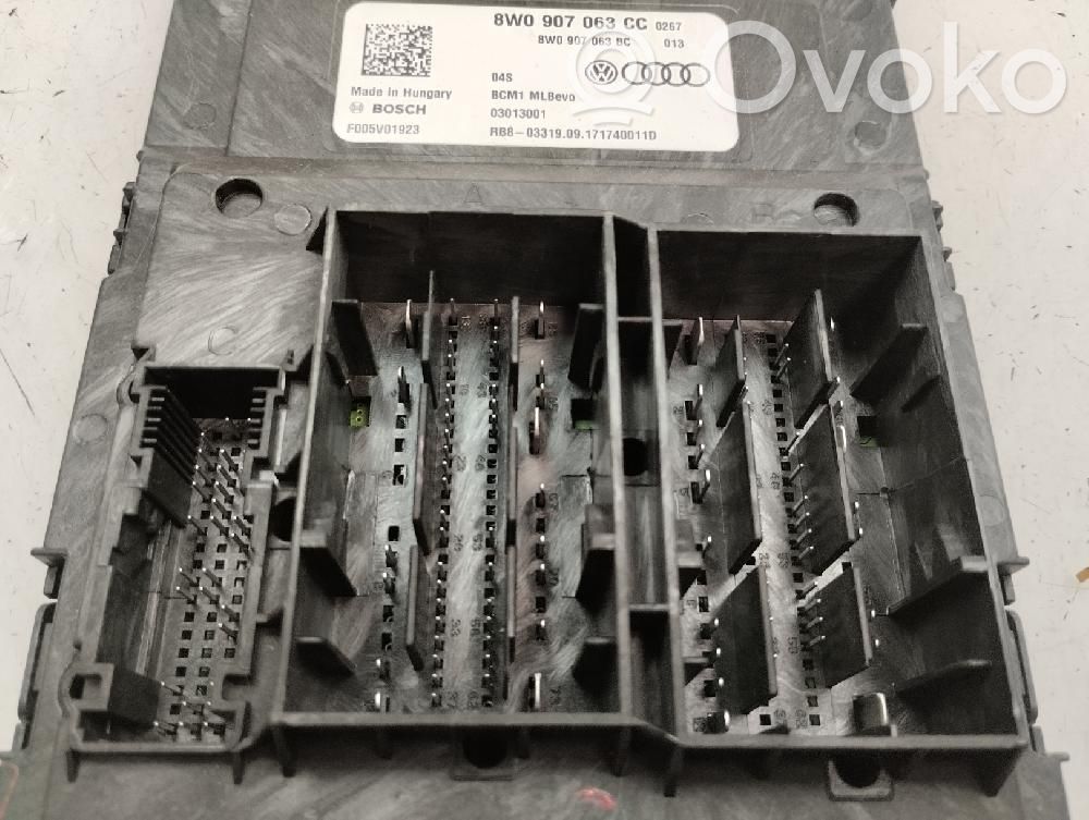 Sulakemoduuli   8W0907063CC