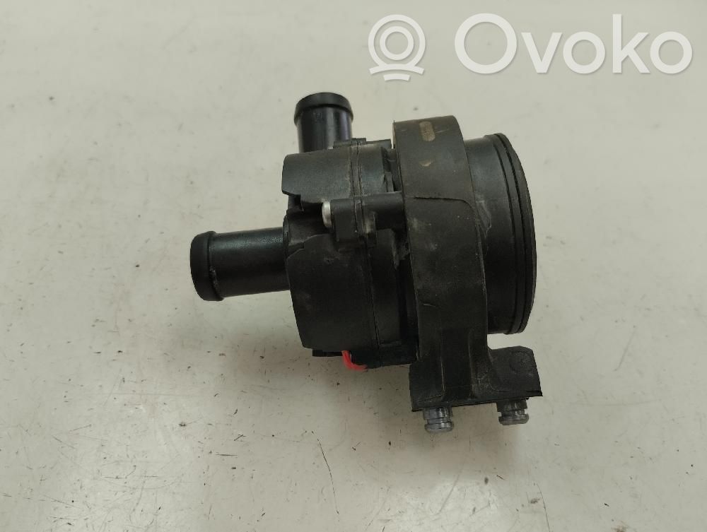 Pompe de circulation d'eau   925164GA0A