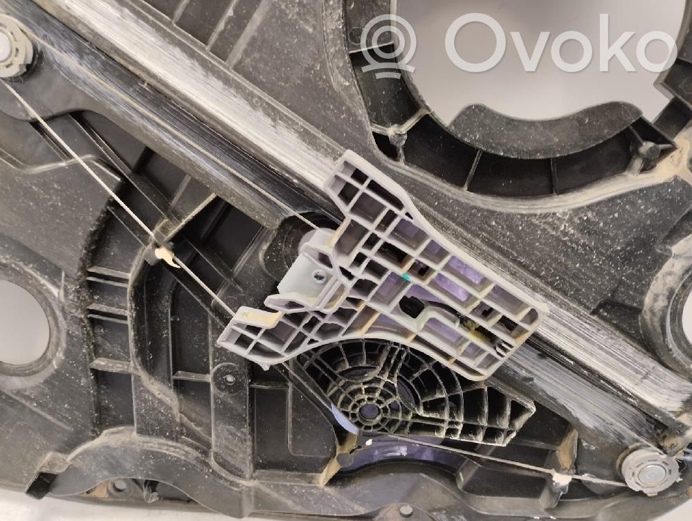 Macara geam spate manuală   83480D7100