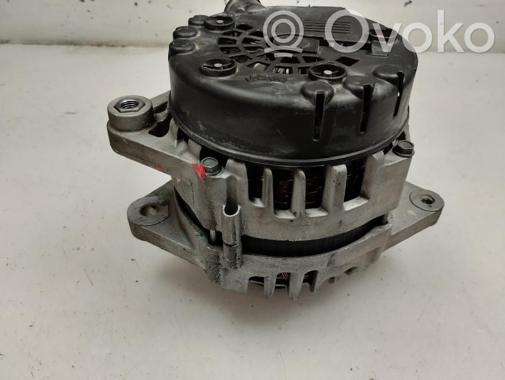 Alternador   373002B970