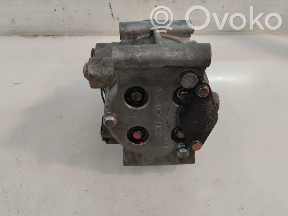 Compresor (bomba) del aire acondicionado (A/C))