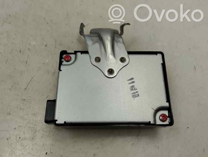 Muut ohjainlaitteet/moduulit   897600D060