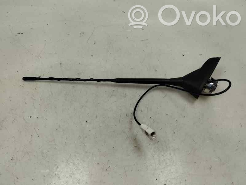 Peugeot 2008 I Antenă radio 