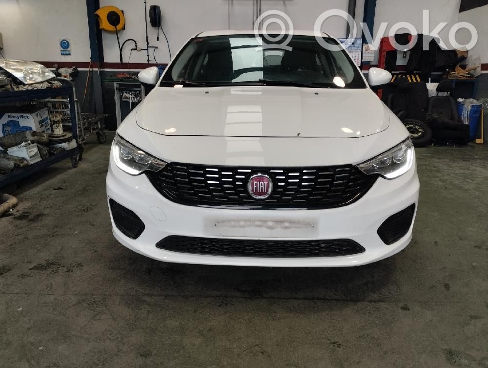 Fiat Tipo Cinturón medio (trasero) 