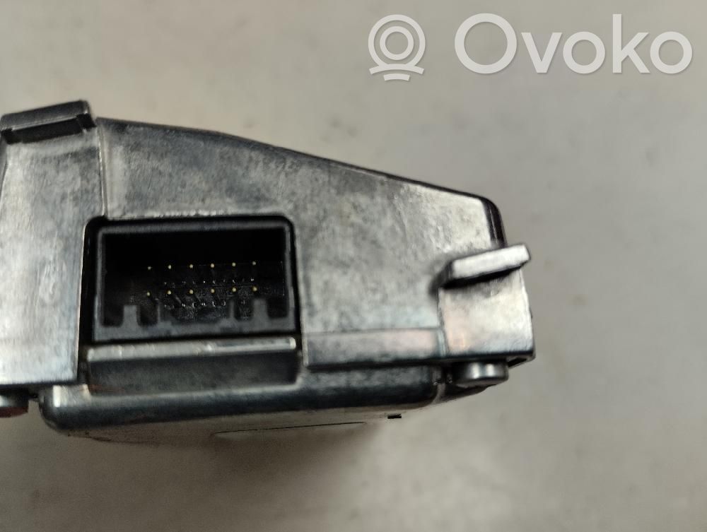 Alte unități/module de control   99211Q0100